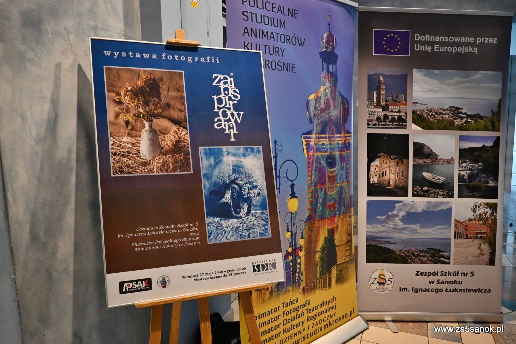 Plakat informacyjny o wernisażu zainspirowani